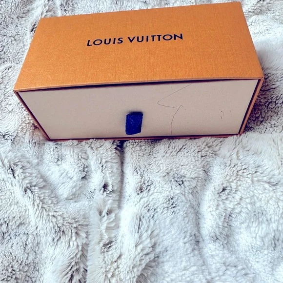 Louis Vuitton Sunglasses BOX ONLY - Picture 1 of 2
